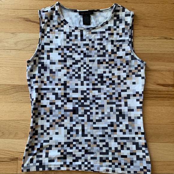 The Limited Tops - The Limited Sleeveless Fitted Career Top - Large